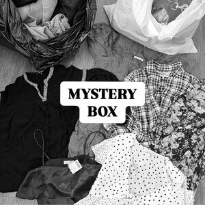 Mystery Box of 5 Women’s Clothes Bundle